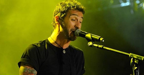 Who Is The Lead Singer Of Godsmack? post thumbnail image