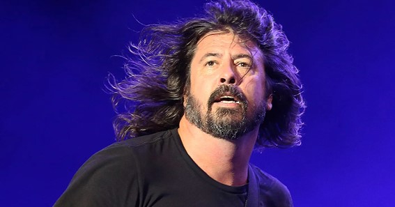 Who Is The Lead Singer Of Foo Fighters?