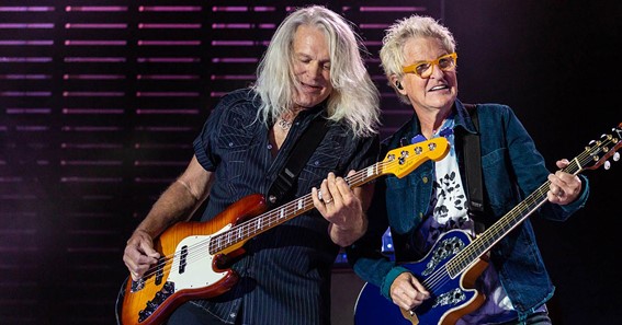 Who Is The Lead Singer Of REO Speedwagon?
