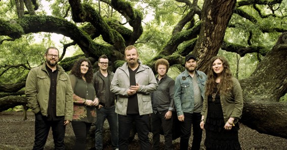Who Is The Lead Singer Of Casting Crowns?