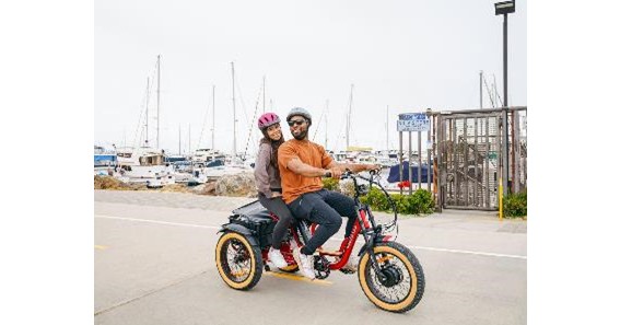 How the Addmotor M-366X Etrike Fits into People's Lives